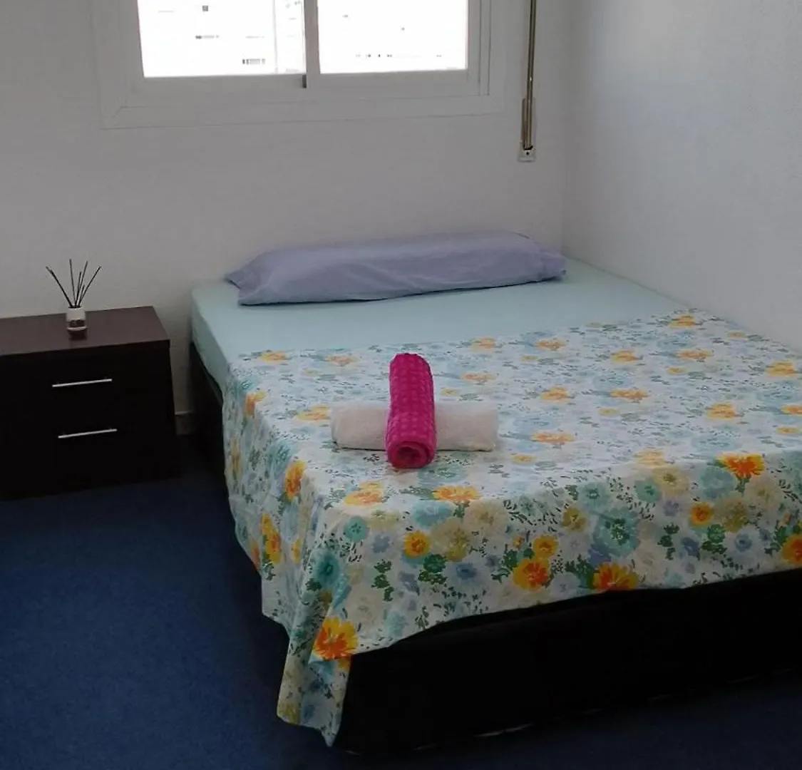 Habitacion Privada Comoda Centro Malaga Vialia Estacion De Tren Maria Zambrano Y Tambien Cerca A La Playa Homestay