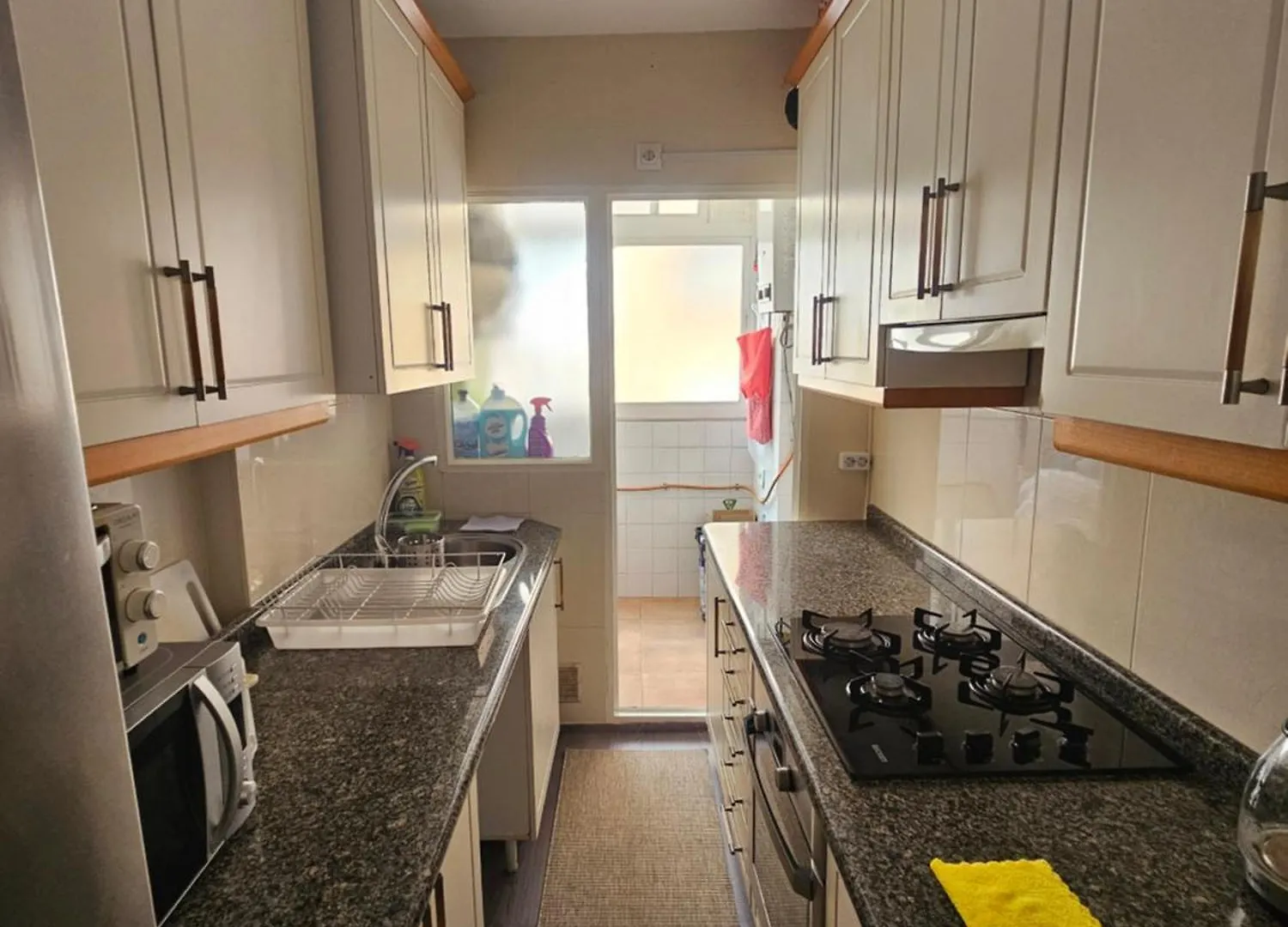 Homestay Habitacion Privada Comoda Centro Malaga Vialia Estacion De Tren Maria Zambrano Y Tambien Cerca A La Playa