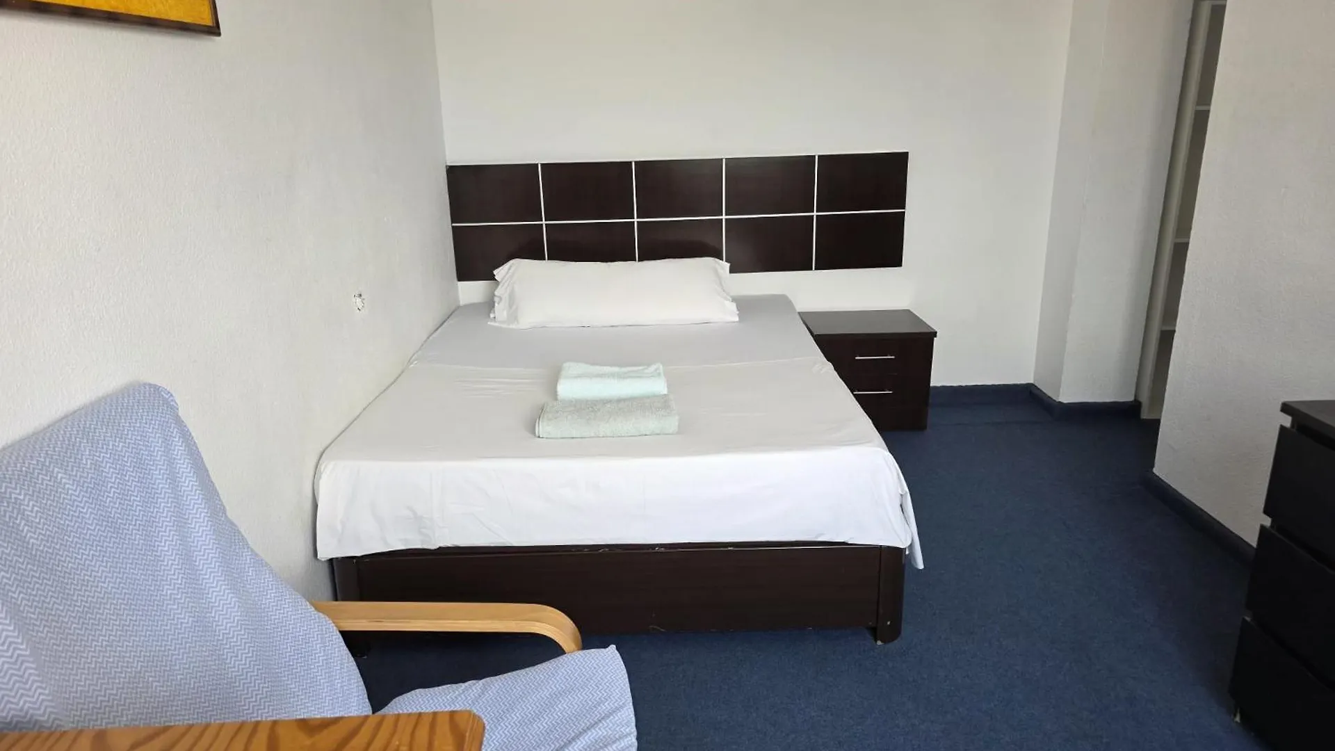 Habitacion Privada Comoda Centro Malaga Vialia Estacion De Tren Maria Zambrano Y Tambien Cerca A La Playa 0*,  Испания